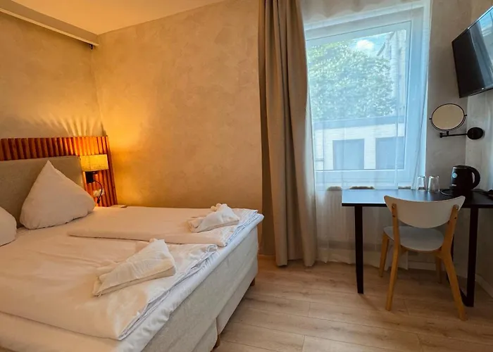 Dingdong Bonn - City Apartments
