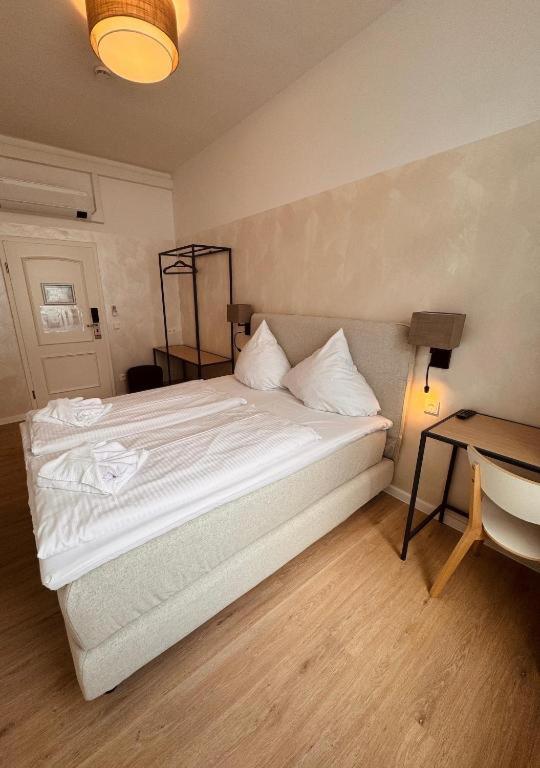 Dingdong - Hotel Bonn